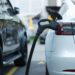 Ue e stop auto 2035: c’è l’accordo per salvare i motori termici. Cosa cambia