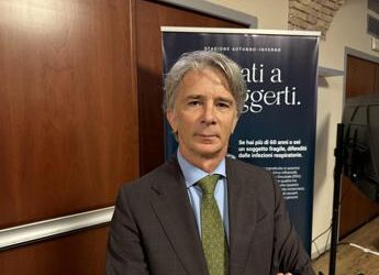 Vaccini, Federfarma: “Farmacie riferimento cittadini anche per cultura prevenzione”