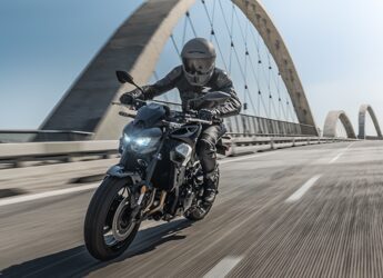 Kawasaki presenta la nuova Z900