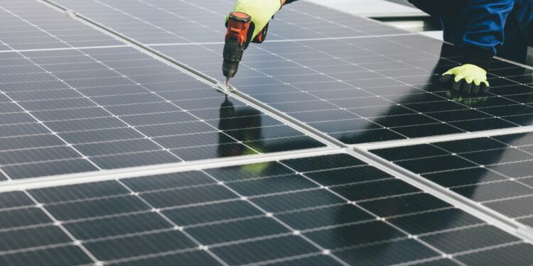 Clean Industrial Deal: così gli esperti di ambiente commentano il “business plan” europeo