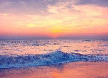 Caldo in aumento nel weekend, domani 2 bollini arancioni e 10 gialli