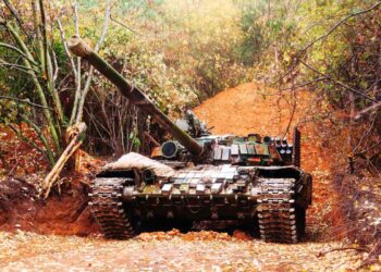 Kiev non si fida di Trump e Putin, lanciata controffensiva su Lugansk