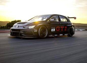 Volkswagen Golf GTI in anteprima mondiale alla 24 Ore del Nurburgring 2025
