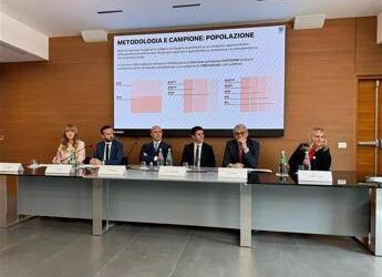 Cancro al rene per 155mila italiani, ma il 45% lo conosce poco