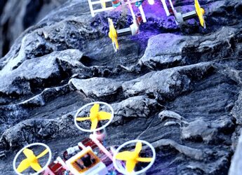 Scienziati cinesi sviluppano il più piccolo micro-robot “Transformer” autonomo al mondo