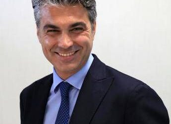 “Basta stigma sul cancro al cervello”, parla il medico che opera i pazienti da svegli, cos’è l’awake surgery