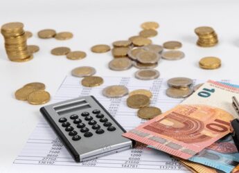 In calo i costi legati al premio RC Auto