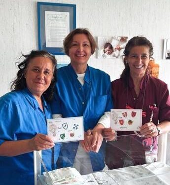 Palio di Legnano, bebè contradaioli in ospedale: stemmi sulle culle