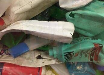 Alert scienziati, micro e nanoplastiche da imballaggi a cibo