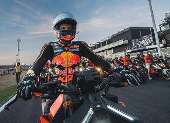 KTM Orange Parade 2025: Misano si tinge d’arancione con i piloti ufficiali