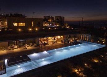 Range Rover House Mykonos: 55 anni tra innovazione e lusso contemporaneo