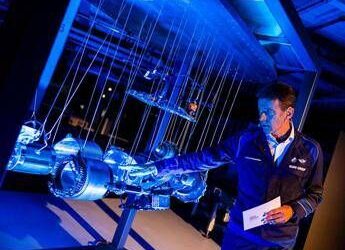 BMW accelera sull’elettrico: a Steyr parte la produzione dei motori Gen6 per la Neue Klasse