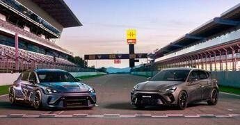 CUPRA Leon VZ TCR: trazione anteriore ed alte prestazioni