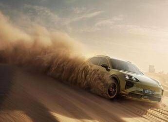 Cayenne Electric: il debutto a Dubai tra tecnologia e potenza nel deserto