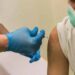 Covid, profilassi post-esposizione: ok in Europa a terapia antivirale orale
