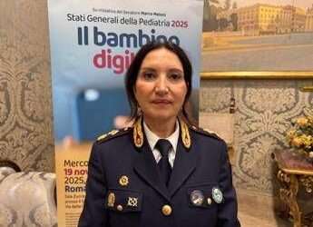 Polizia di stato: “Uso precoce smartphone espone bambini a reati e aggressioni”
