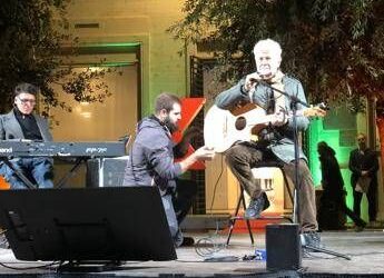Ron live in Piazza Mastai a Roma per l’Aisla: “Importante sensibilizzare”