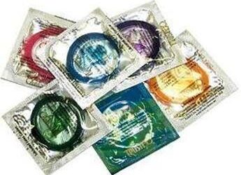 Cina tassa condom contro denatalità, rischio bomba biologica per infezioni