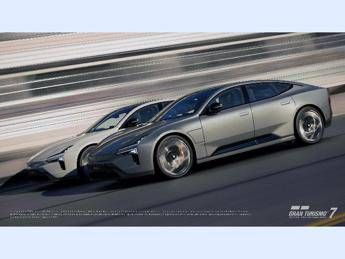 Polestar 5 Performance GT: il test drive virtuale arriva nei Polestar Space