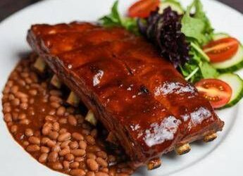 La carne di maiale ‘allunga la vita’ come i legumi, lo studio