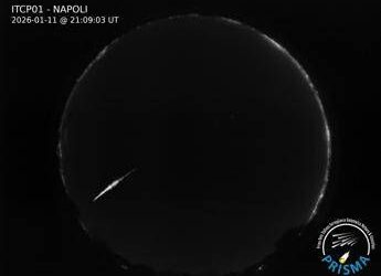 Meteore nei cieli italiani: smentito il caso pugliese di Bari , confermato un bolide nel Lazio