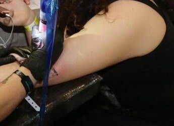 Tatuaggi pericolosi? L’effetto sul sistema immunitario e i rischi: lo studio