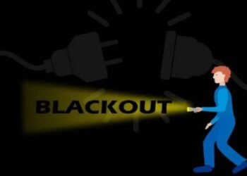 Blackout in casa: come fare per avere luce quando salta la corrente