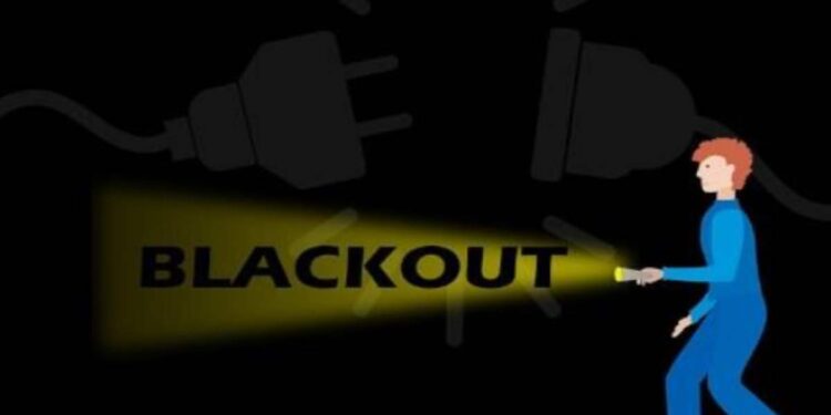 Blackout in casa: come fare per avere luce quando salta la corrente