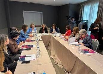 Malattie rare, al via campagna ‘She SpeaXX’ per dare voce alle donne con malattia di Fabry