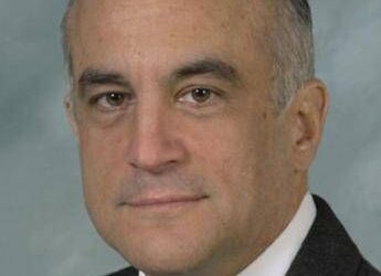 Fumo, esperto Usa: “Aiutare a smettere con prodotti alternativi”