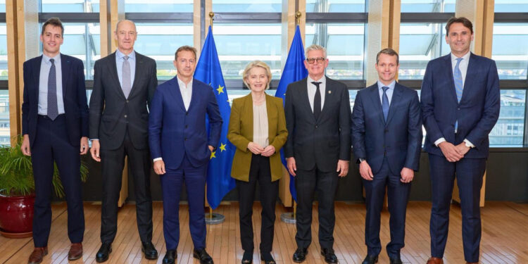 L’appello dei campioni europei: meno regole, più scala per salvare la sovranità tecnologica