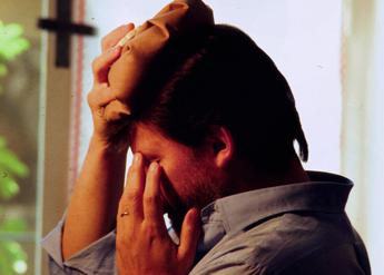 Emicrania, contro stigma e ritardi diagnostici arriva il docufilm ‘Una vita a metà’