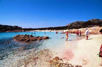 Estate 2026, Spiagge.it: boom turismo balneare, +76% di prenotazioni
