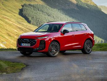 Audi Q3 MY27 evolve con più tecnologia, comfort e sicurezza