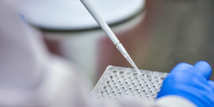 Curigliano (Esmo): “Test genomici per il cancro nei seno nei Lea passo avanti verso cure su misura”