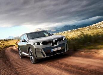 Nuova BMW X5: cinque motorizzazioni per la quinta generazione