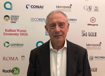 Sostenibilità, Urso (Mimit): “Italia leader in Europa in riciclo di materie prime”