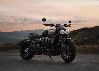 Triumph MY2027: nuove colorazioni per tutta la gamma