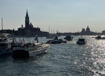 Venezia, da Gift Solutions un impianto fotovoltaico per ripulire la laguna da microplastiche