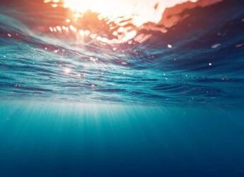 Clima, mare mai così caldo: nuovo record per la temperatura