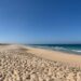 Vacanze al mare, l’effetto-trappola della sabbia: dalle passeggiate ai racchettoni ecco le insidie della vita da spiaggia