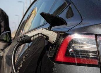 Carburanti, la strategia di Motus-E per far fronte ai rincari