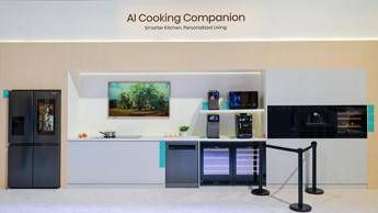 “Casa, pensaci tu”: Hisense trasforma cucina e soggiorno in un assistente IA