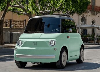 Fiat Topolino Dolcevita: arriva il tetto apribile in tela per viaggiare en plein air