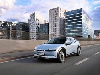 Hyundai IONIQ 3 apre gli ordini in Italia