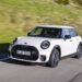 MINI Cooper S 5 porte: 204 CV e più spazio senza rinunciare al go-kart feeling
