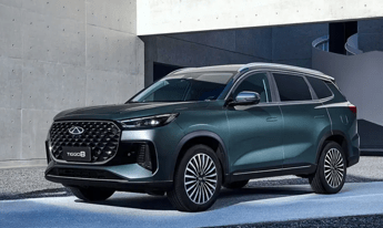 CHERY Tiggo 8 CSH Super Hybrid: 7 posti e 90 km in elettrico