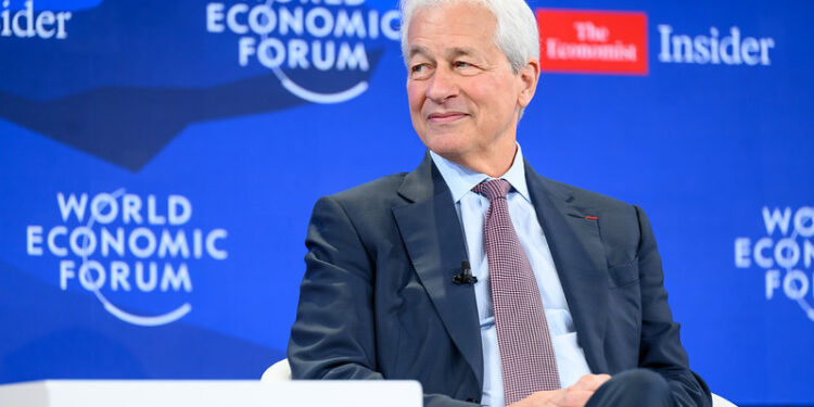 Dimon propone all’Europa il globalismo selettivo, Krugman vede il tramonto Maga. Bini Smaghi avverte: le banche americane possono mangiarsi le europee