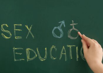 Educazione affettiva, oltre 576mila firme e primo via libera al referendum: ora decide la Consulta
