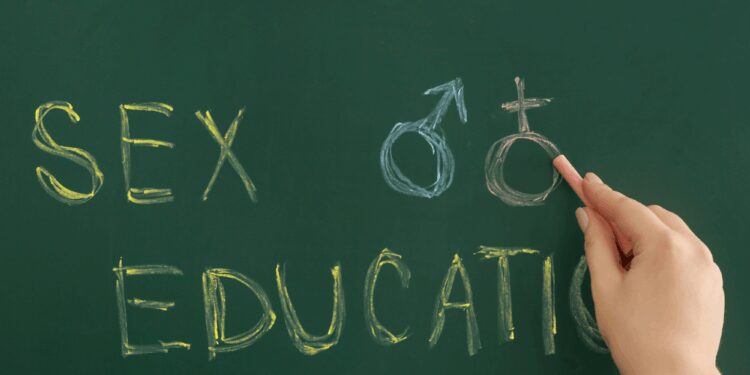 Educazione affettiva, oltre 576mila firme e primo via libera al referendum: ora decide la Consulta